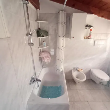 Botique Escape With Views And Garden *